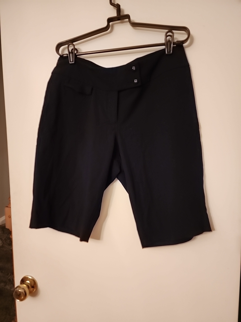 Cabi Classic Black Bermuda Shorts